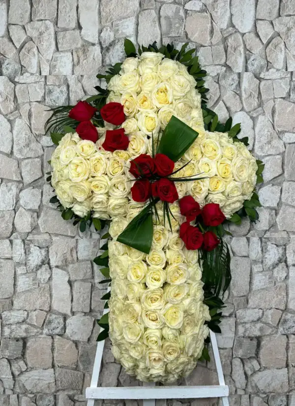Cruz de flores Diamante