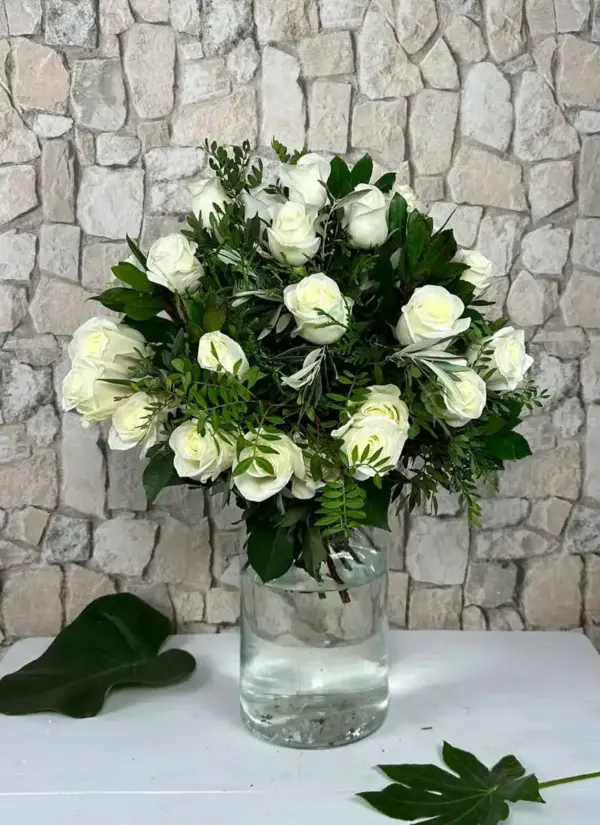 Ramo de rosas blancas